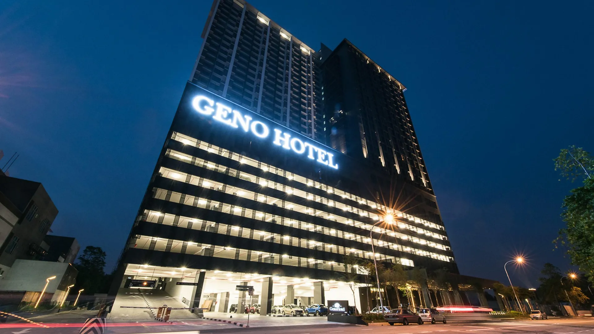 Geno Hotel Shah Alam 4*,